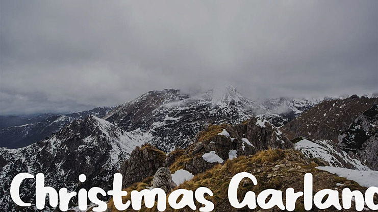 Christmas Garland Font