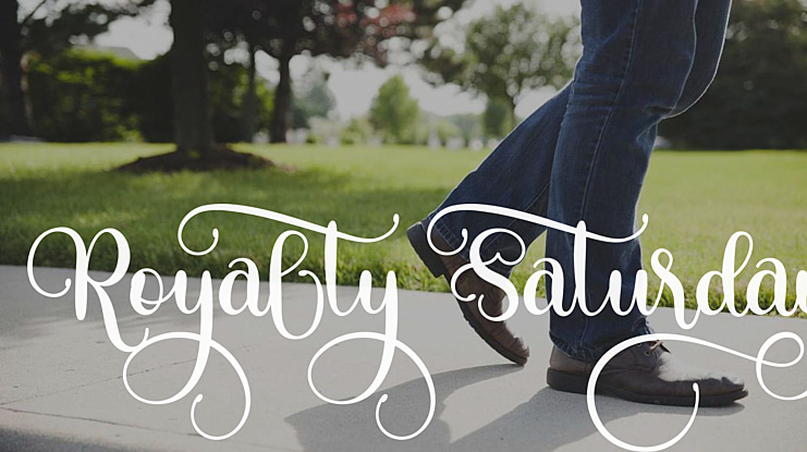 Royalty Saturday Font