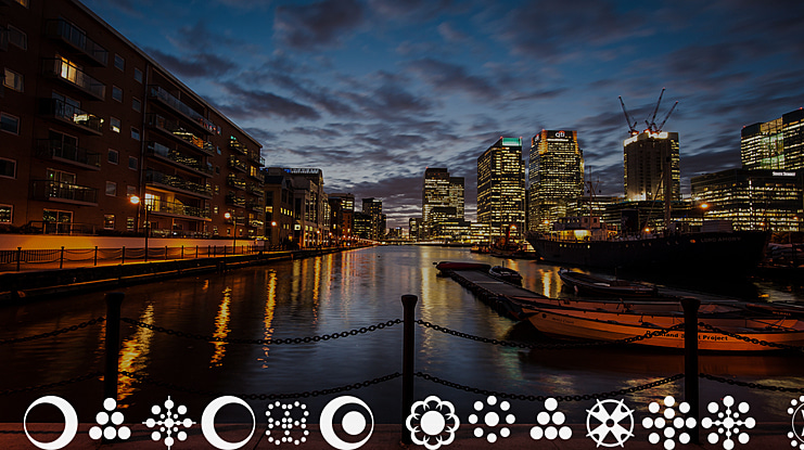 Circle Things 2 Font