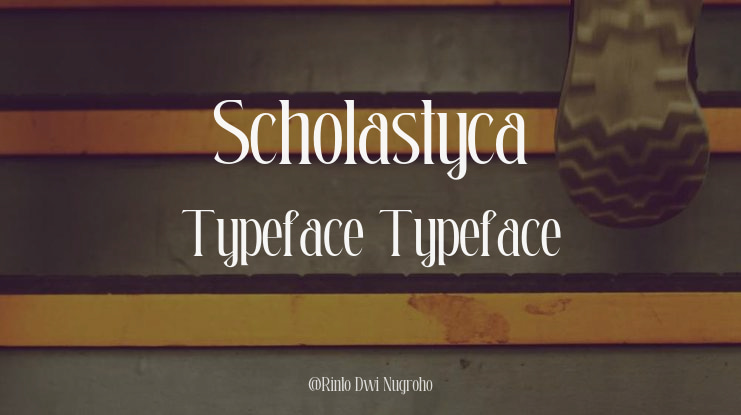 Scholastyca Typeface Font