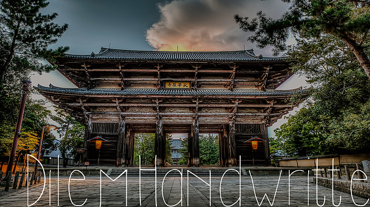 DilemHandwritten Font