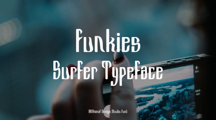 Funkies Surfer Font