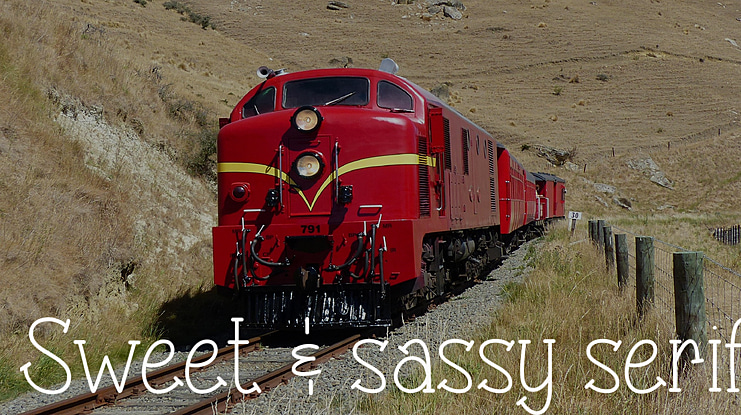 Sweet & sassy serif Font