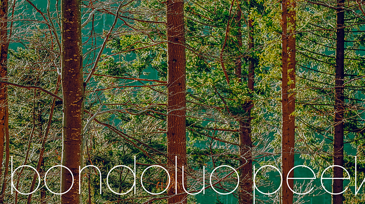 Bondoluo Peek Font