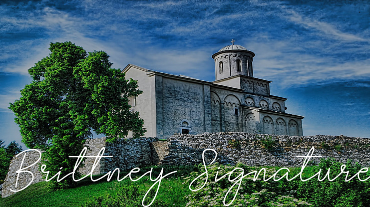 Brittney Signature Font
