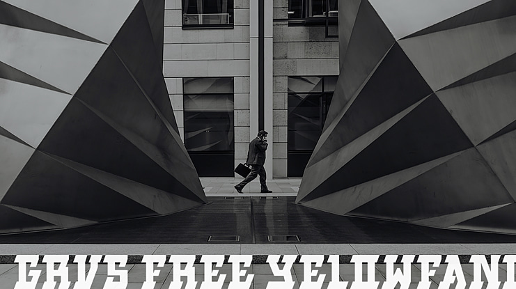 GRVS-FREE-YELOWFANG Font