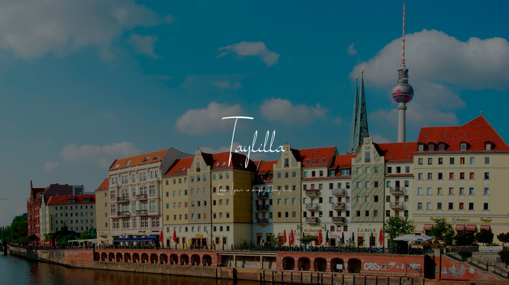 Taylilla Font
