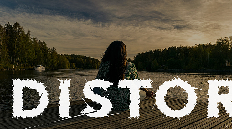 Distor Font