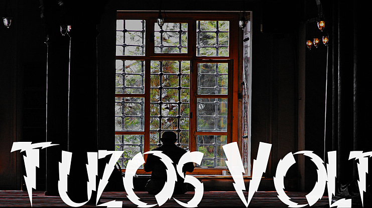 Tuzos Volt Font