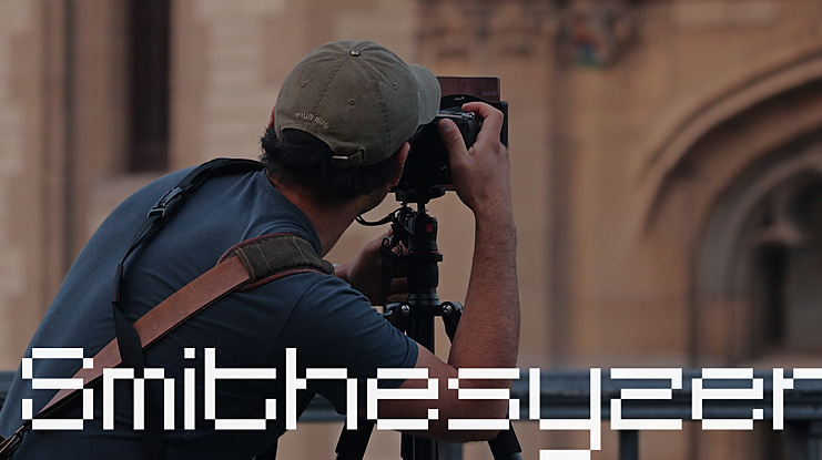 Smithesyzer Font