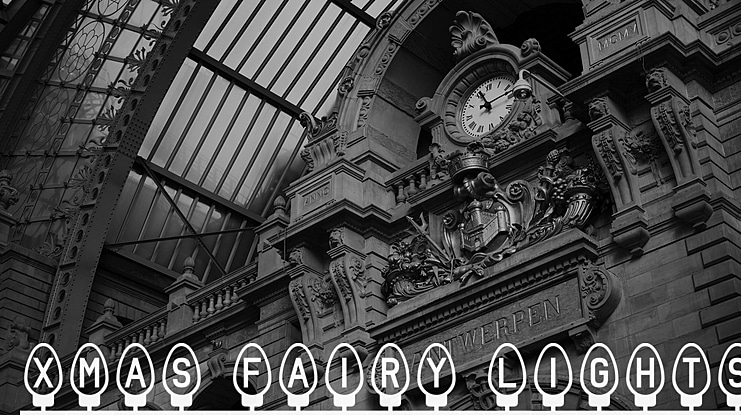 Xmas Fairy Lights Font Family