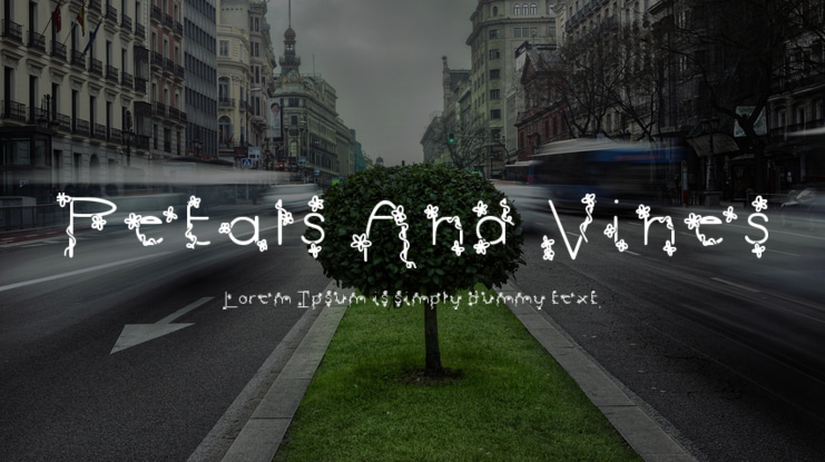 Petals And Vines Font
