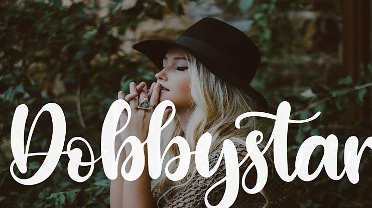 Dobbystar Font Family