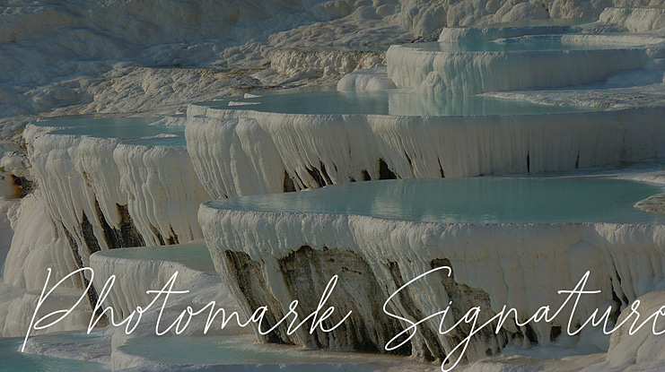 Photomark Signature Font