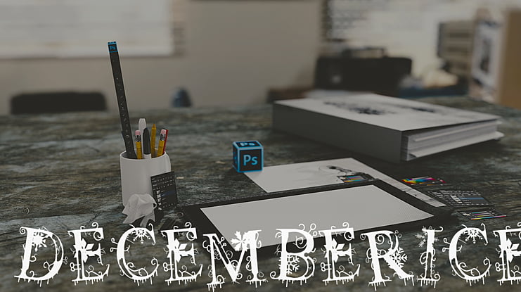 Decemberice Font