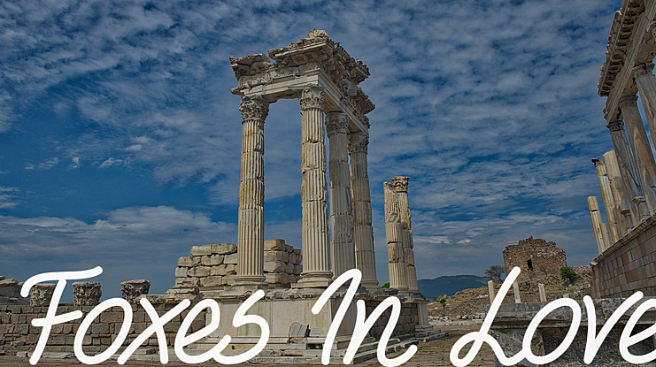 Foxes In Love Font