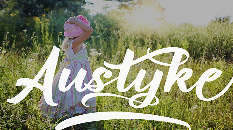Austyke Font