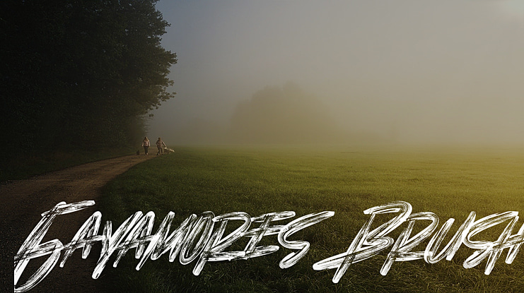 Gayamores Brush Font