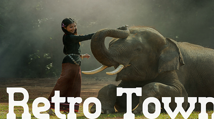 Retro Town Font Family