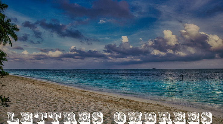 Lettres ombrees ornees Font