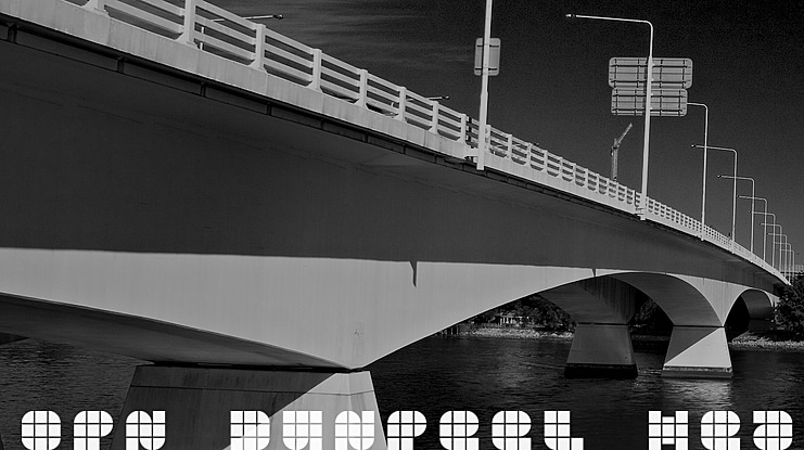 OPN DunPeel Heat Font Family