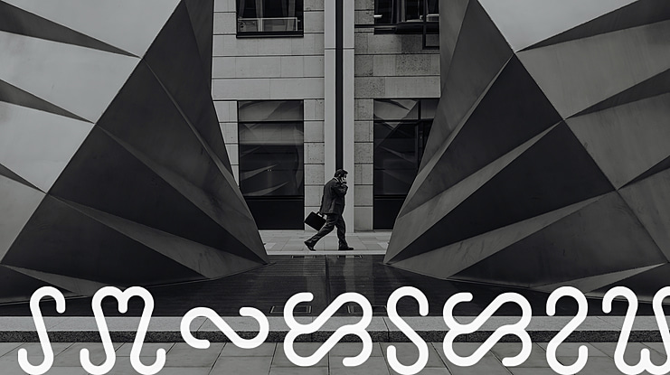 Ophidian Font Family