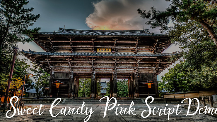 Sweet Candy Pink Script Demo Font