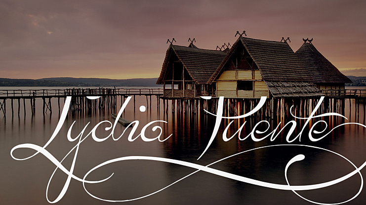 Lydia Puente) Font