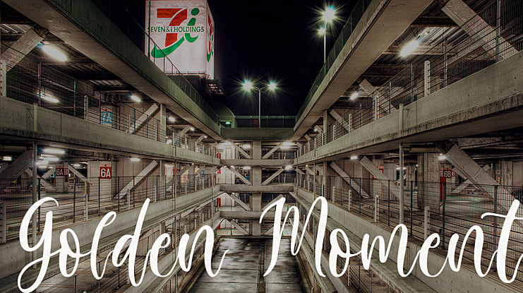 Golden Moment Font