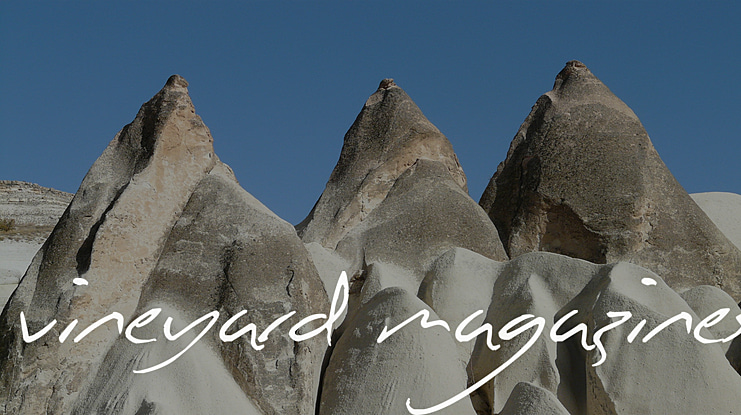 Vineyard Magazines Font