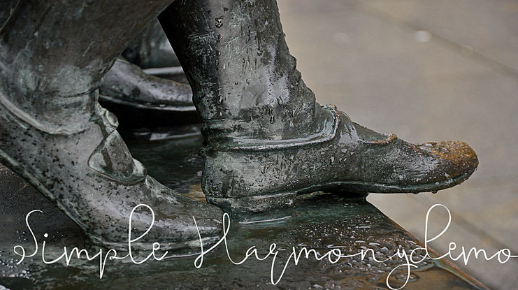 Simple Harmonydemo Font