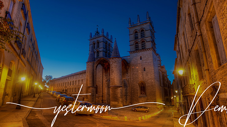 Yestermoon Demo Font