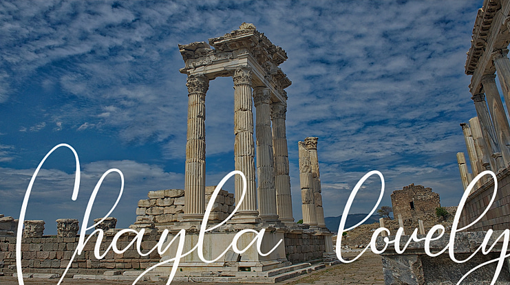 Chayla lovely Font