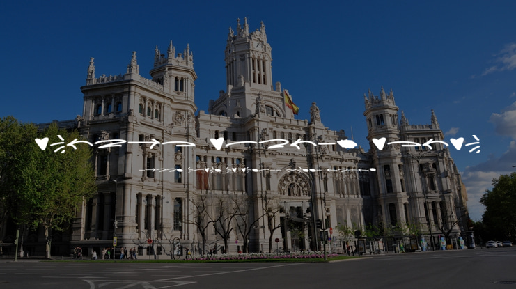 Shadow Sprayz Swash Font Family