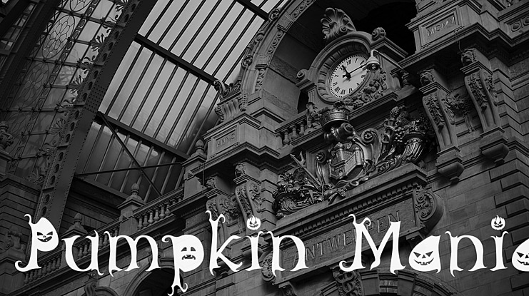 Pumpkin Mania Font Family