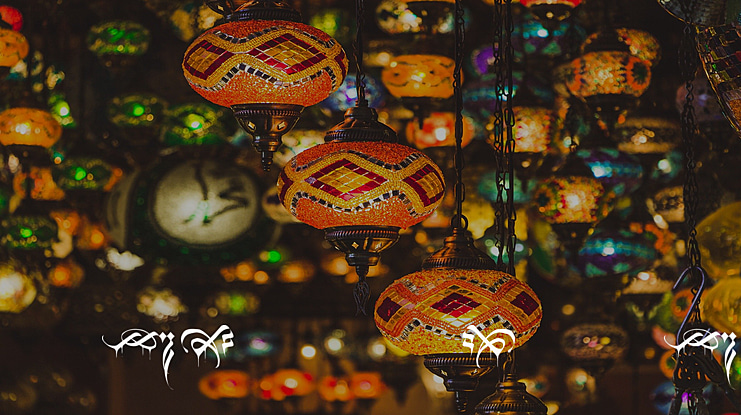 Black Blood Ornament Font Family