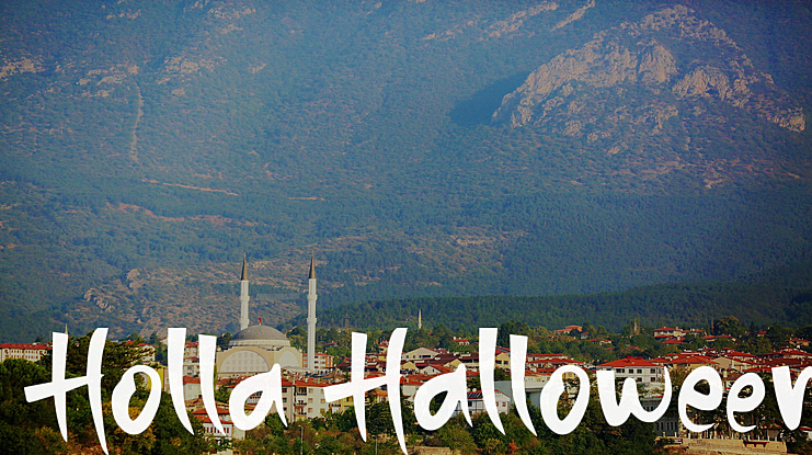 Holla Halloween Font