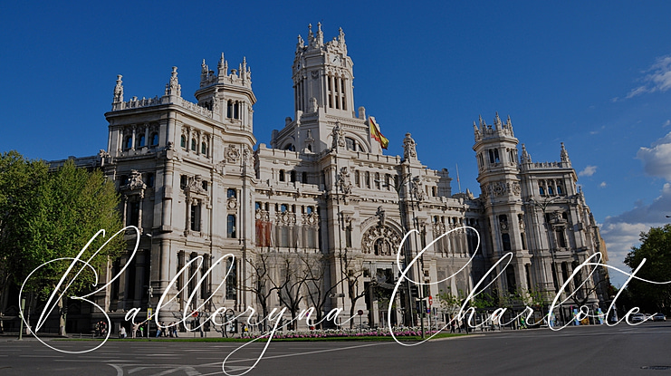 Balleryna Charlote Font