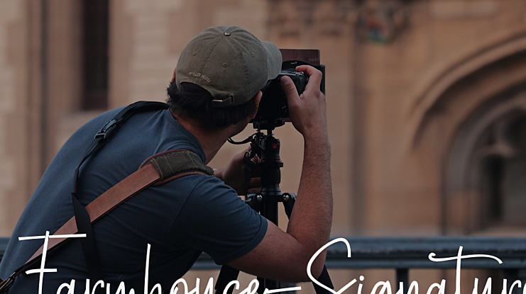 Farmhouse-Signature Font