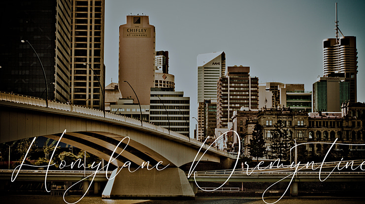 Homylane Dremyntine Font