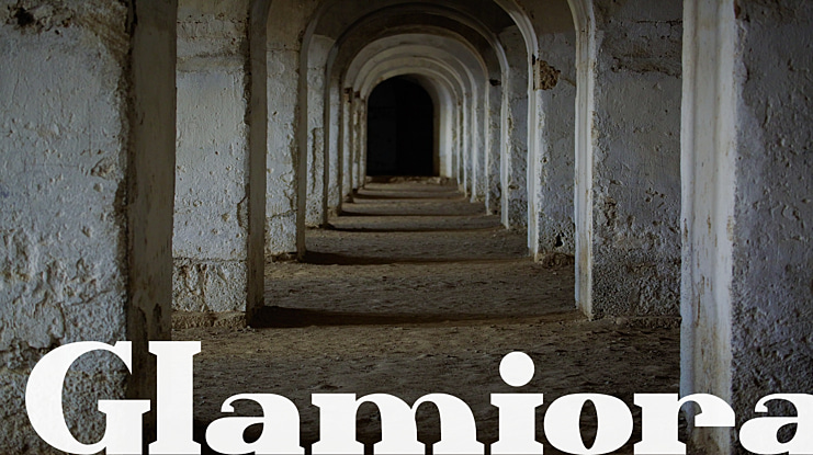Glamiora Font
