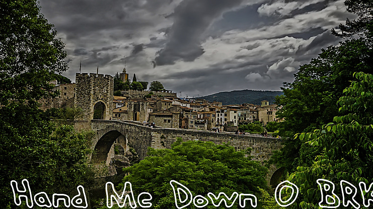 Hand Me Down Font Family